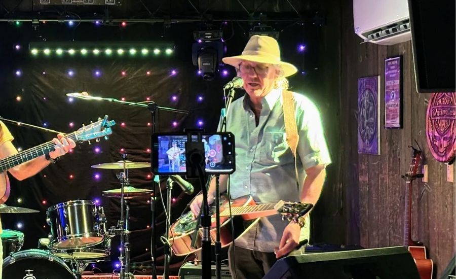 Bruce at Rustic Barn